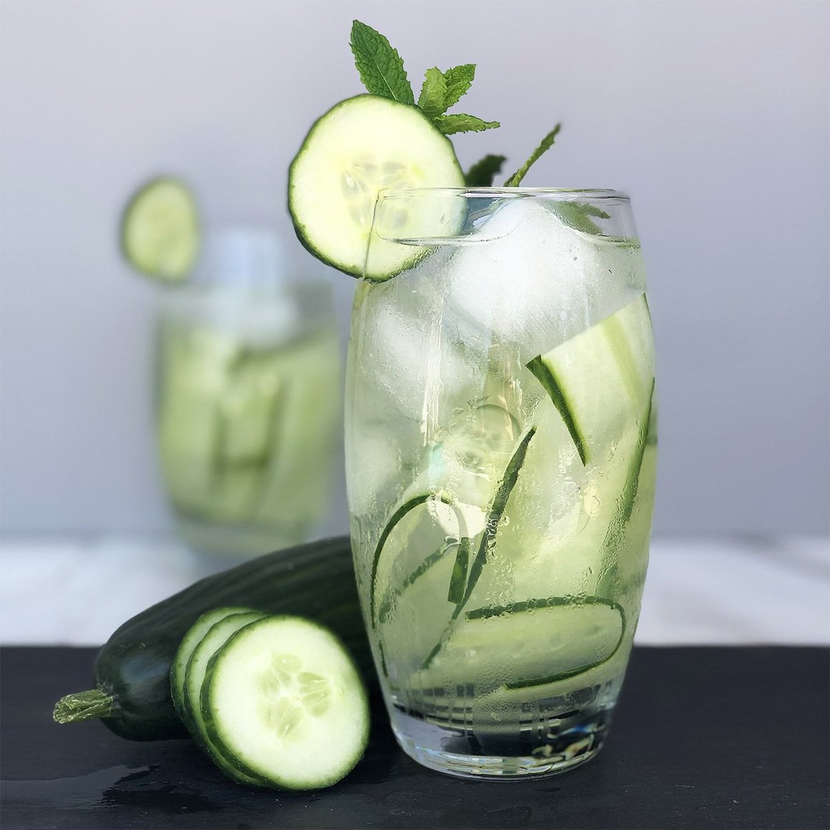Fruit_4_London's tweet photo. Cucumber water has to be one of the most refreshing drinks ever. On a hot summer day its welcome freshness will quench even the fiercest of thirsts. Cucumber Water will transport you to an upscale day spa on the first sip! https://t.co/fS6NbCB2IV