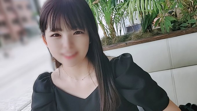 初撮影！！個数限定【無修正】清楚で巨乳なお嬢様と初めての横浜デート！ 本編はこちら🥰&darr; https://t.co/M5oUSZSr8x https://t.co/DokDU4zmqD