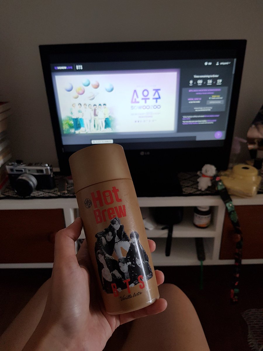 iam_atre's tweet photo. #SOWOOZOO World Tour Version with International Pop-K Sensation Sunshine Rainbow Traditional Transfer USB Hub Shrimp: @BTS_twt 💜

#8yearsTolnfinityWithBTS #SOWOOZOO_D2 https://t.co/Nr4pPPj7hz