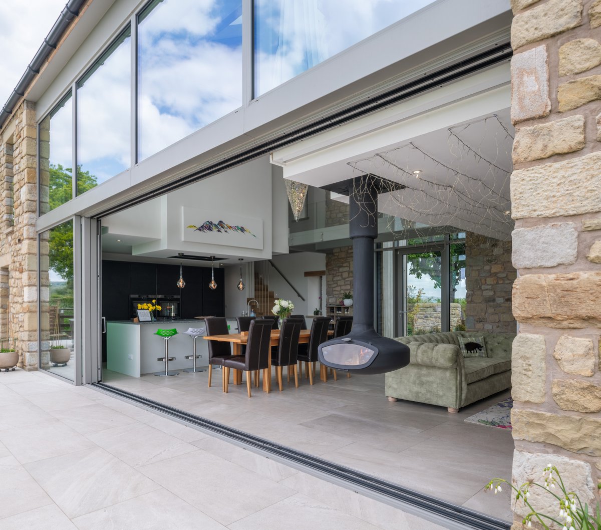stanton_andrews's tweet photo. Here is a first look at this fantastic #ribblevalley #barnconversion - from a neglected farm building to luxurious home!
https://t.co/5YBFodax1Q
#architectdesigned #stonebuilt #openplan #detached
Check out upcoming July @LancashireLife for article https://t.co/PT8Lpv1PAq