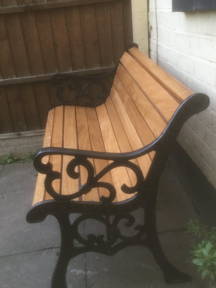 It’s a cracker… a bench lovingly created using some air dried oak purchased from our sawmill.
For more information on <a href="/ShelmoreTimber/">Shelmore Timber</a> please visit our website  shelmoretimber.co.uk or call 01785 284718