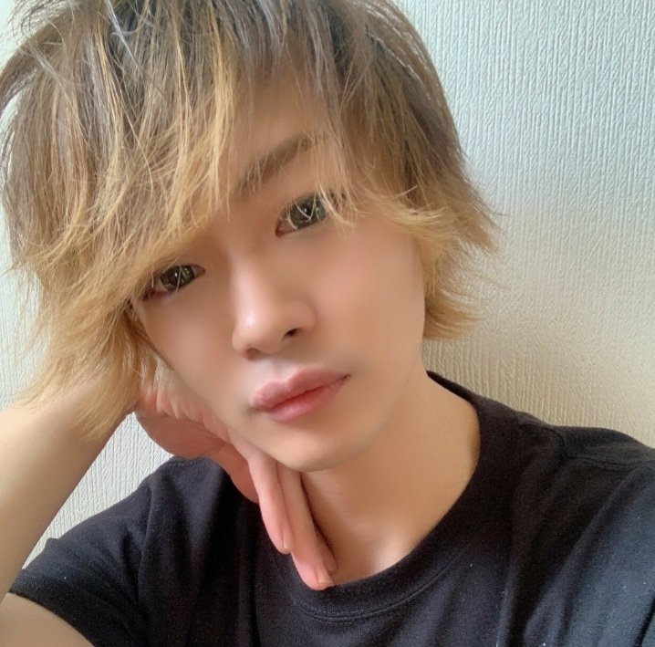 CasualLive1's tweet photo. ■ライバー名
ｲﾍﾞﾗｽ📣最終決戦💄ひろち👼🏿🌟

■イベント名
オチプロフ

■開催期間
2021年6月12日(土) 12:00 〜
2021年6月14日(月) 23:59

■目標
✨🏆👑第１位👑🏆✨

【本日、最終日！！！】皆さまと一緒に、ラスト１秒まで楽しんでいきましょう！！！🥳🥳🥳

#ポコチャ
#CasualLive
#ライバー https://t.co/WD2daE9w5j