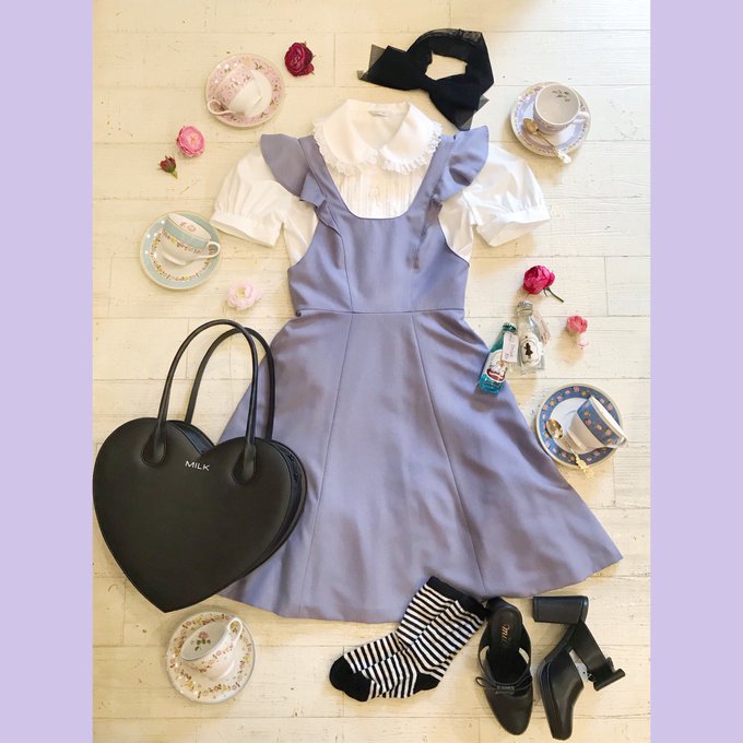 不思議の国のアリス風のtwitterイラスト検索結果