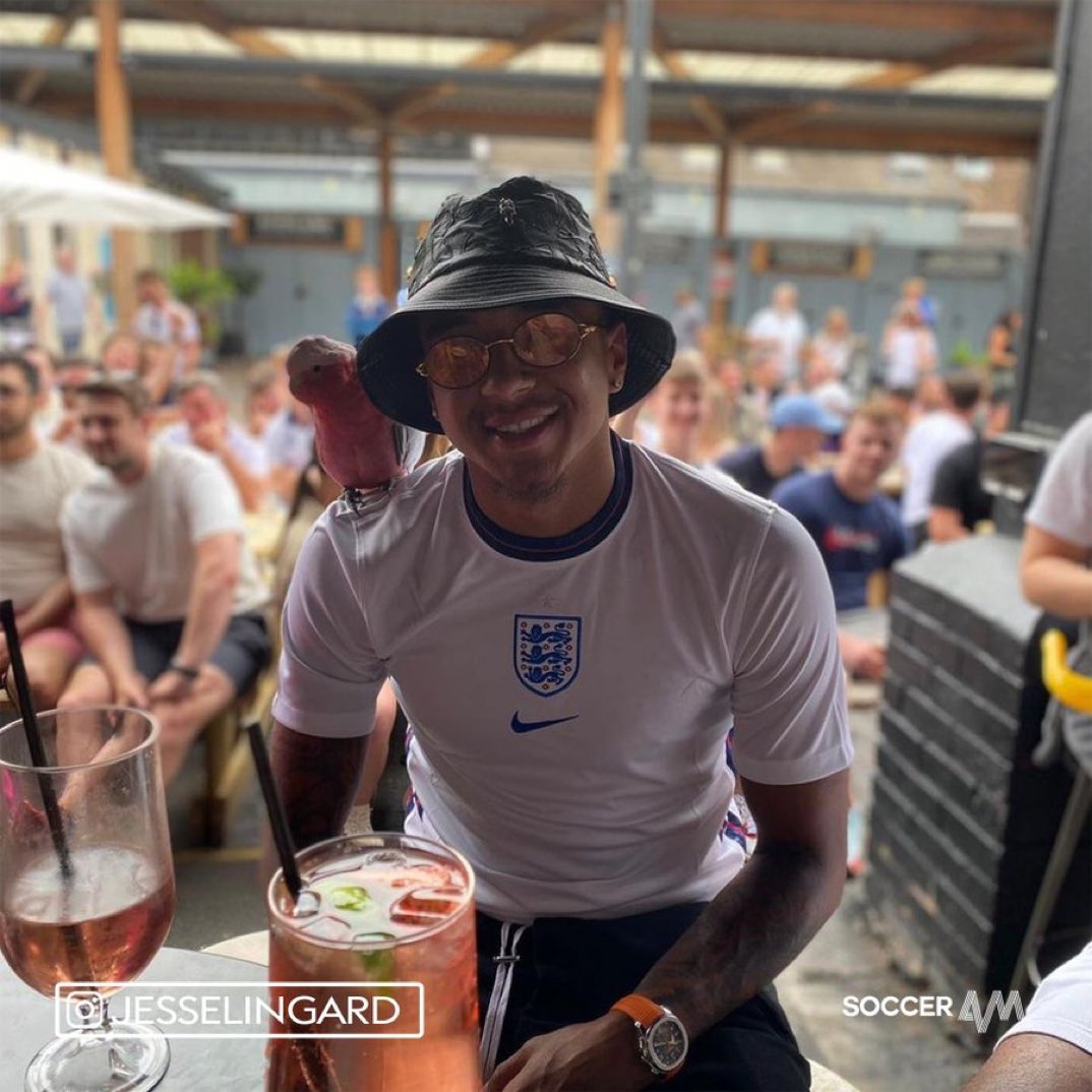 WHO picks Jordan Henderson instead of this guy ?
๐น๐ฆ๐ง
#JesseLingard #MUFC #SouthgateOut #Eng https://t.co/0WloninD6l
