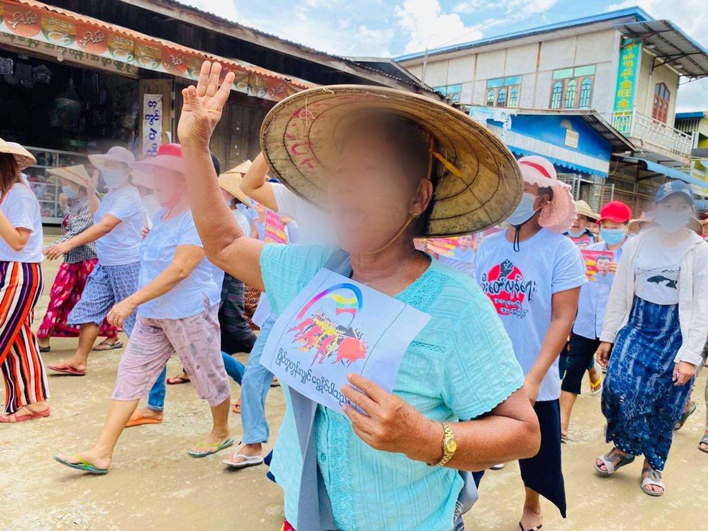 Residents of Hpakant, Kachin State, demonstrated, vowing to continue fighting the military rule.
#WhatsHappeningInMyanmar 
#June14Coup
#EndSexualViolence