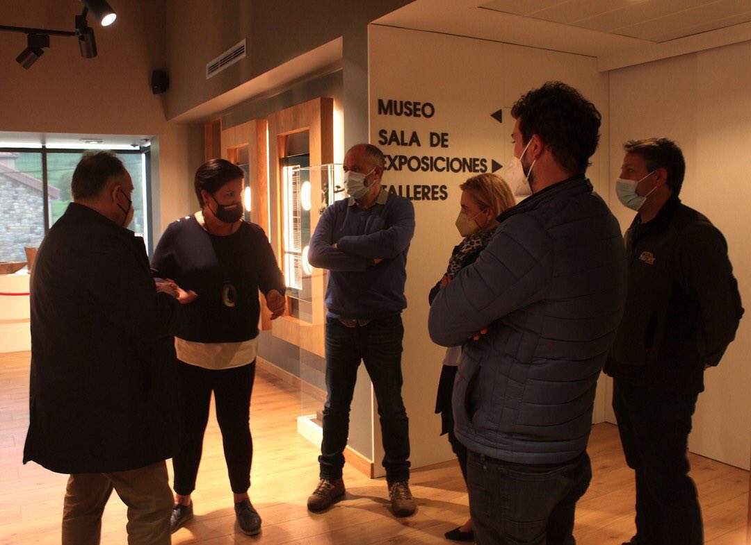 ⭕️ MUSEO DEL SOBAO EN JOSELÍN
Este verano visita obligada en Cantabria es el Museo del Sobao y la Quesada Pasiega en Selaya, en nuestro obrador disfrutarás de una visita única y descubrirás secretos del producto y su zona de producción. TE ESPERAMOS!!😍

#sobaos #cantabria