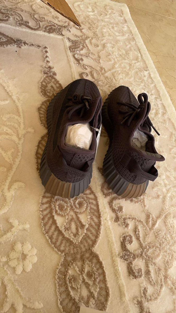 ShopWithLolo's tweet photo. Goat / قوت 

طلبيه زبونتنا من موقع قوت شوز ييزي
 Yeezy Boost 350 V2 اصدار 2020 

كلف شامل الشحن والضريبه والعمولة 2276﷼  📦

لبس العافيه 🤍

https://t.co/5cJgDhHhw0

https://t.co/5cJgDhHhw0 https://t.co/014rWqhiUa