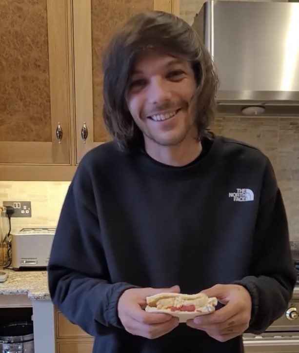 clari (@habitt99) on Twitter photo 