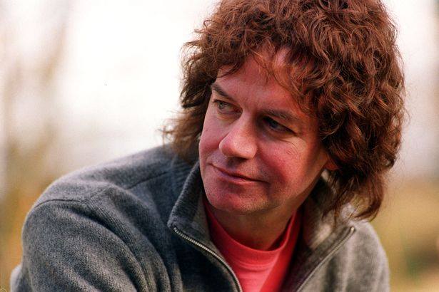 Happy Birthday to Jim Lea, 72 today 