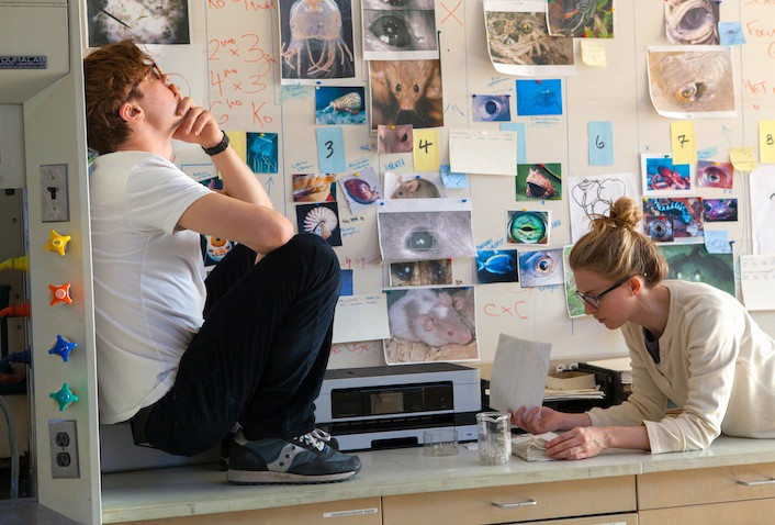 خلال انضمامي من 2020 الى تويتر لاحظت كثير من الحسابات ومن المختصين وصانعي المحتوى تحديداً عند سؤال ا...