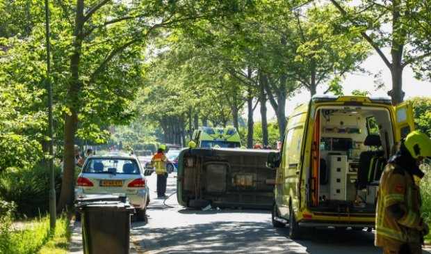 Automobilist zwaargewond na ongeval in Hoedekenskerke - ..