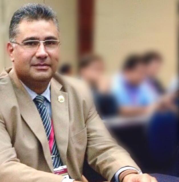 David, has partido al encuentro con Dios, dejando profunda tristeza en tu familia y en quienes te acompañamos en tu admirable lucha por el agro venezolano. Nos quedó pendiente la construcción de la ganadería, y de esa Venezuela, que tanto pincelamos. Siempre te recordaré amigo!!