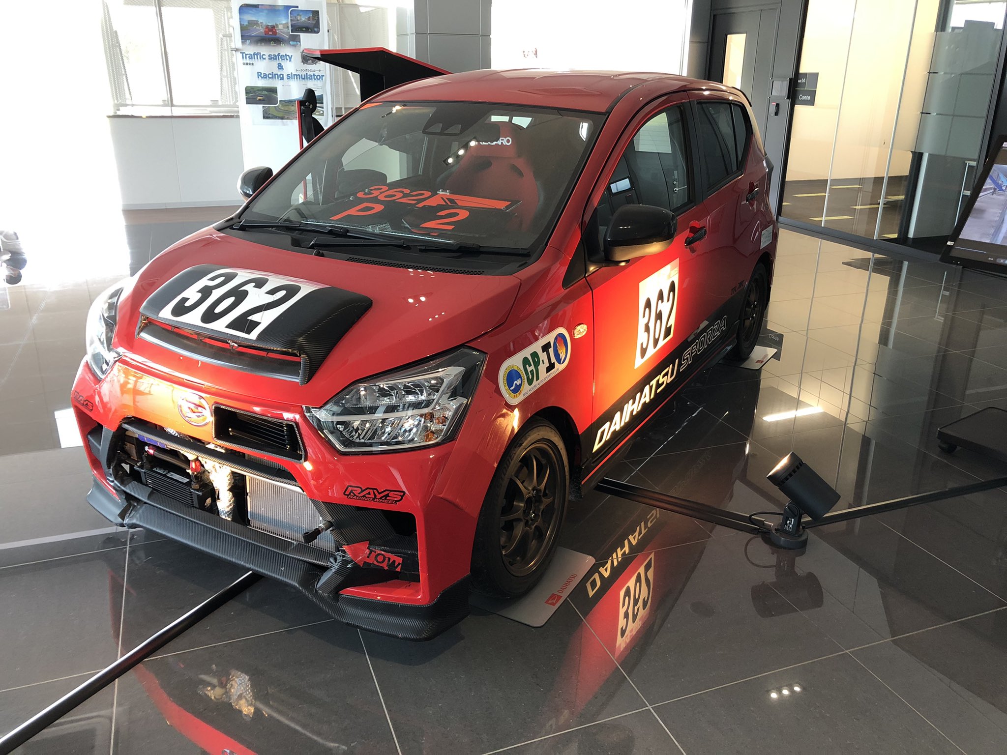 公式 ダイハツ工業 くらしとクルマの研究所 على تويتر こちらはk4gp 5時間耐久レース Gp1クラスで優勝した ミライースの耐久仕様の車両です Tr Xxの文字に心躍る方もいらっしゃるのではないでしょうか 笑 M K4gp ミライース ダイハツ