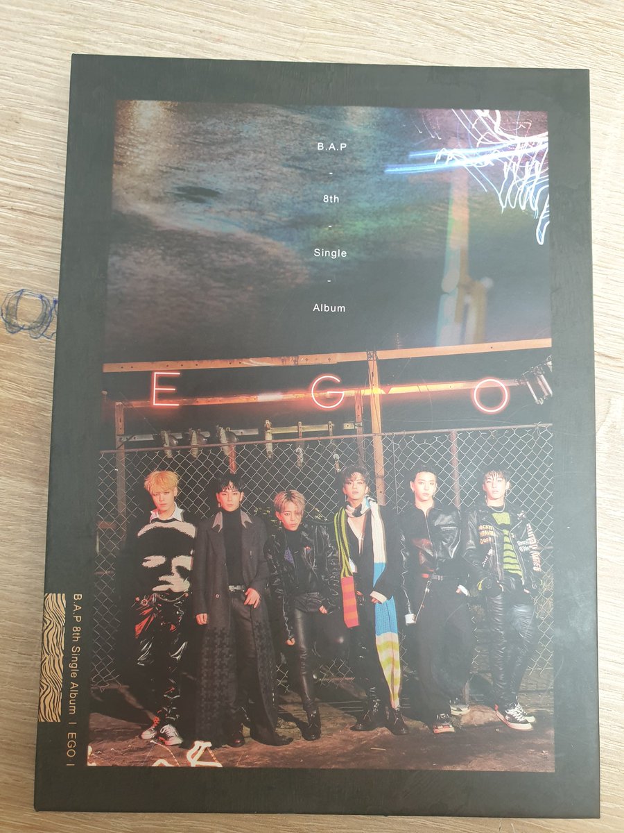 MatokiinDream's tweet photo. Çoook mutluyum🥺🥺😍🤩🤩🥰
#BAP_Rose
#BAP_Blue
#BAP_Ego
#Jinyoung_3_2_A https://t.co/EkG1TNKapy
