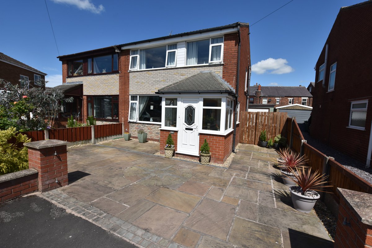 Harbour Properties on Twitter "*Property Of The Day!* Kirby Drive