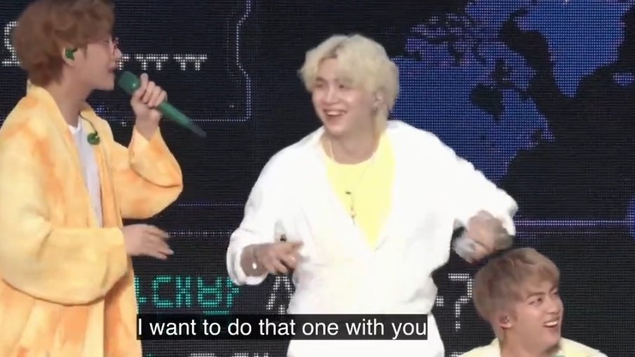 vhopebot's tweet photo. TAE WANTS TO PERFORM A BRAND NEW DAY WITH HOSEOK 😭😭😭 https://t.co/9WAj71j70q