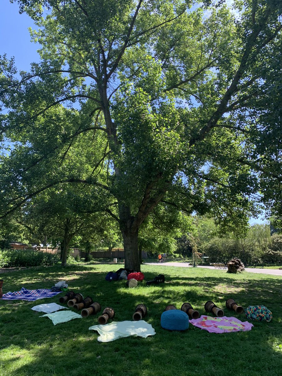 The sun is shining &amp; we’re all set for the first of our #RefugeeWeek workshops with <a href="/migranthelp/">Migrant Help</a>. We can’t wait to get started! #RefugeeWeek2021 #inclusivemusic #musicforall #summer #musicworkshops #music #drumming #london #uk #drummingworkshops #migranthelp <a href="/CalistaKazuko/">CalistaKazuko</a>