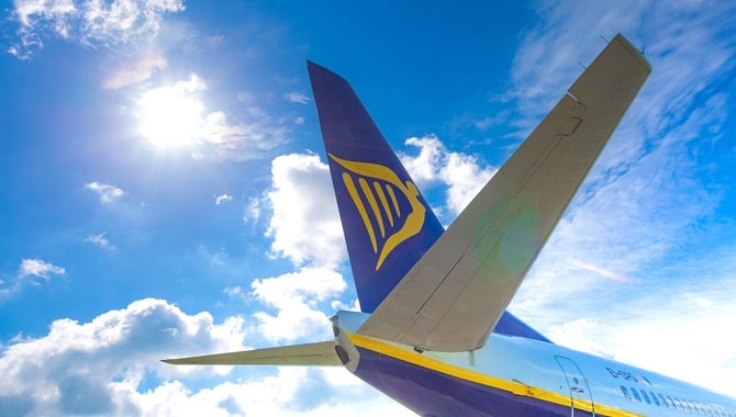 Bon plan : promo <a href="/Ryanair/">Ryanair</a> jusqu'à mercredi avec des sièges dès 19,99€ sur des vols et juillet-août.