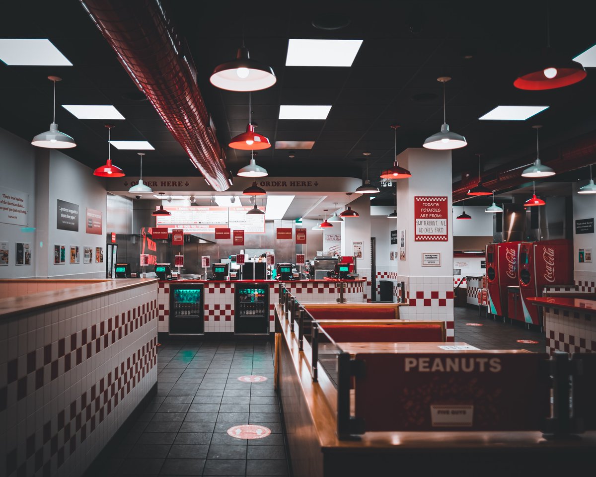 photorox_art's tweet image. I love to eat at @FiveGuysUK , best burger and fries.
Last year I was walking in an empty London and I got captured by this view in Argyll Street. Everything was ready for the people to come back. Beautiful.
Image and prints available on:
store.shotoncanvas.com/pics/014160902…