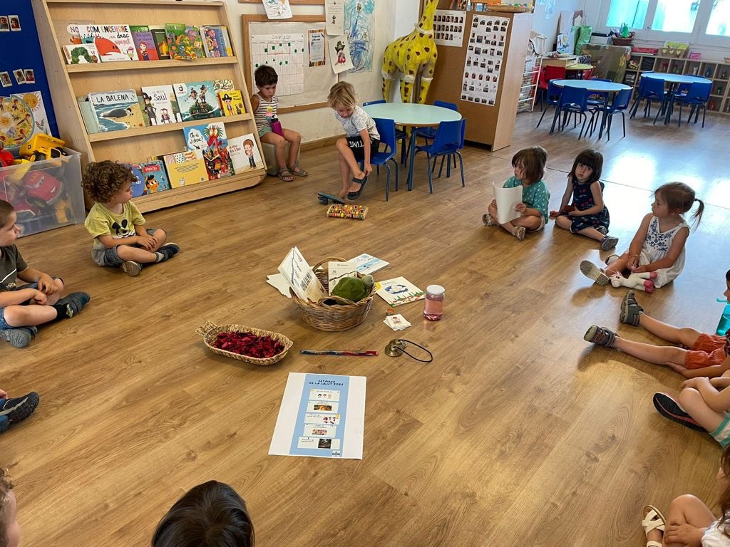 NouPatufet's tweet image. Aquesta setmana la salut serà la protagonista a Ed.Infantil i per començar, avui dilluns, gaudim del dia zen 👌🏻 #setmanadelasalut2021 #programaSI #NouPatufet #EscolesCoop