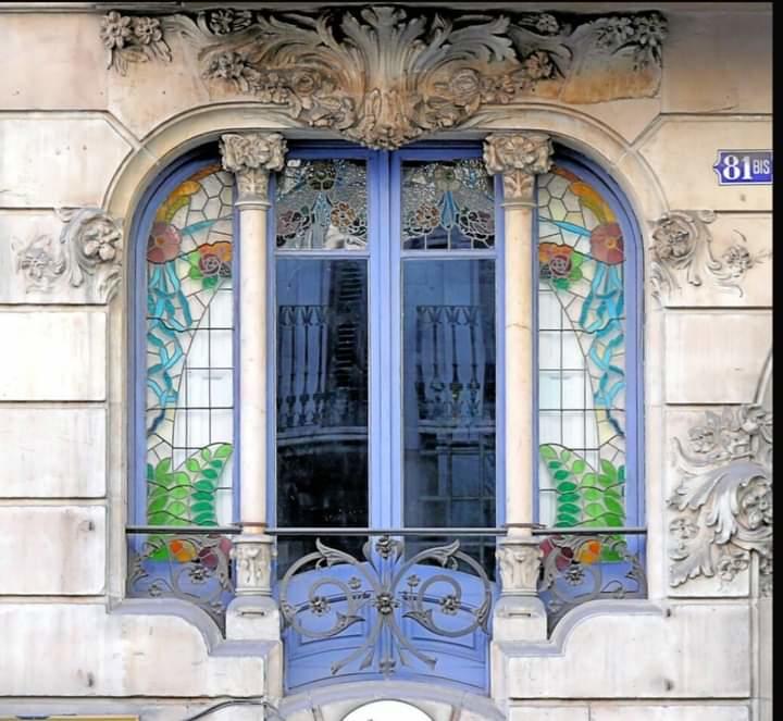 здание общественного собрания самара. люкарна в стиле барокко. окна в разных стилях. викторианские окна архитектура. стиль модерн ар нуво декор архитектура.