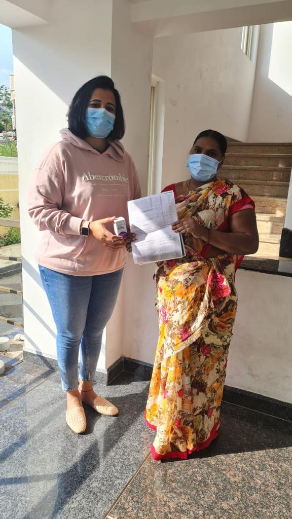 naralokesh's tweet photo. I’d like to commend the amazing work done by Radhika Reddy @TanguturuReddy, who has distributed critical medicines to the needy for free, helping many to overcome Covid. Keep up the good work! https://t.co/nihxzEh4ZT