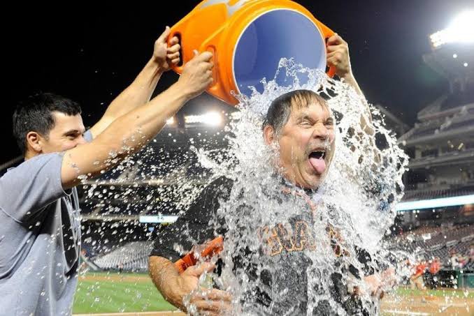 fidelthethird_'s tweet image. #BTSMusterSoWooZoo2021
#SOWOOZOO_D2 

*So what plays*

BTS: