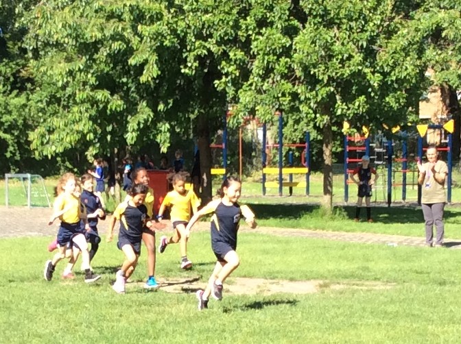 BSNJSV's tweet image. #JSVY3 enjoying perfect weather for Sports Day