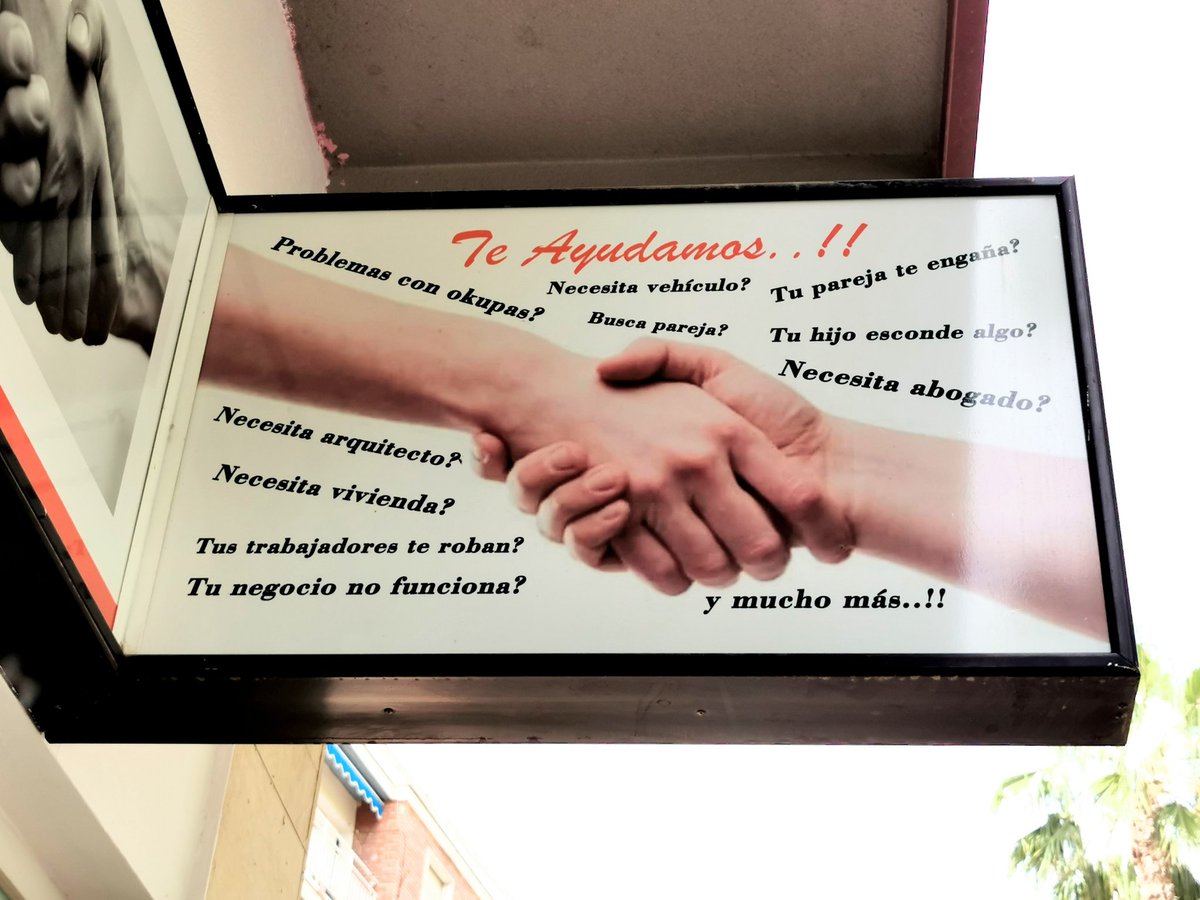 mojapompis's tweet photo. Lo mismo te echan a los okupas del dúplex de Torrevieja que te buscan a tu media naranja, o igual te interesa que se marquen un Hermano Mayor con el melón de tu hijo o que comprueben si tu señora te los pone bien puestos..la empresa del Renacimiento en Murcia, oiga! @pedroveraOyP https://t.co/lKHIt8mpKP