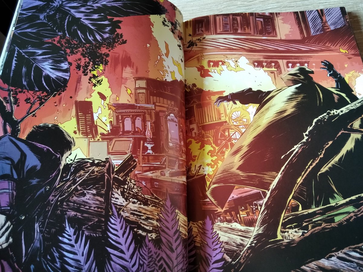 Orobxof's tweet photo. Ma dernière très bonne découverte c'est "1985 Visiteurs" de Mark Millar et Tommy Lee Edwards (@paninicomicsfra). 
Ce one-shot est pour moi un Must Have, j'ai dévoré ce comics. Et qu'on soit fan ou non de l'univers Marvel, c'est le genre de récit qu'on peut vraiment apprécier. https://t.co/omo7UoEsJC
