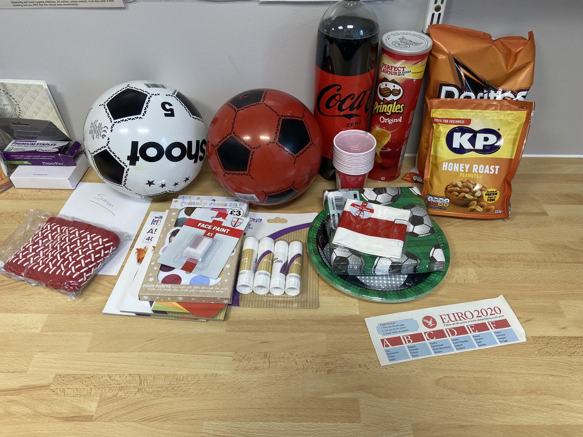 Simon Blakemore tweet media