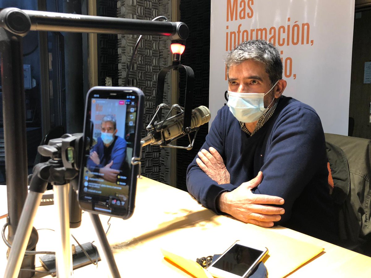 #ahora - Recibimos a <a href="/RaulSendic_uy/">Raúl Sendic</a> 
Escuchalo en sarandi690.com.uy/envivo/