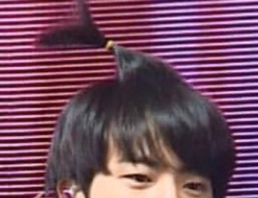 btsfashionhr's tweet photo. sprout hairstyle seokjin is back 🌱 https://t.co/W19l7tNZWj