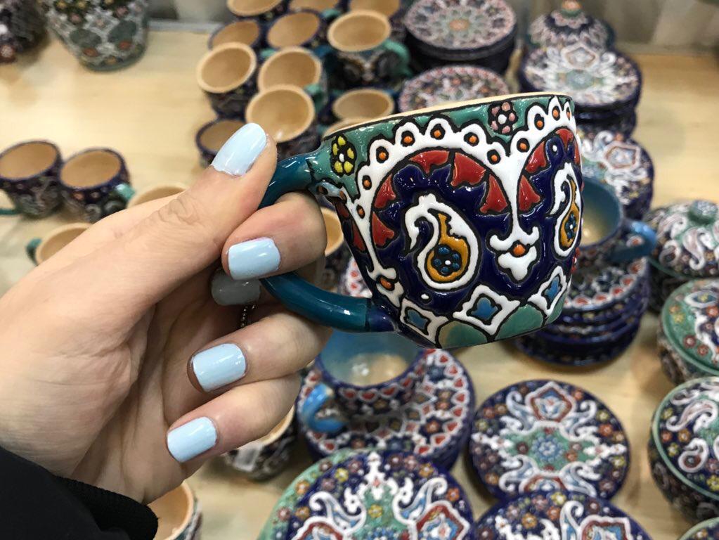 دوستان عزیزم خوشحال میشم کارامونو به اشتراک بزارید وکمک کنید به فروش بهترمون 
کسی سفارش داشت میتونه دایرکت بده 
بهترین هدیه هایی هستش که میتونید به 
عزیزاتون بدید
خوشحال میشم ریتوییت کنید 
قیمتاروخواستید دایرکت بدید🙏