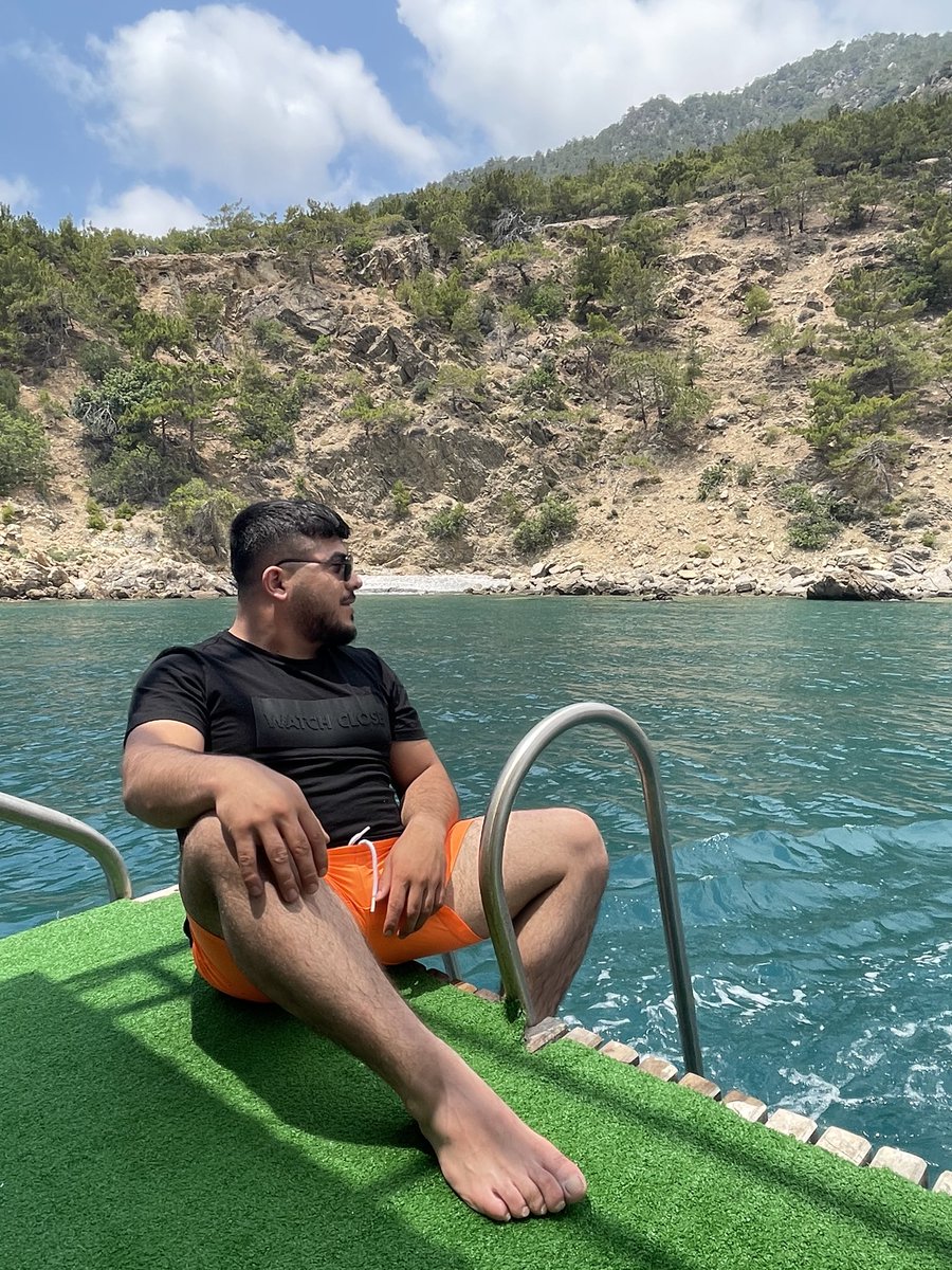 Seçimlerinizin bedelini siz ödersiniz size akıl verenler değil.🎭