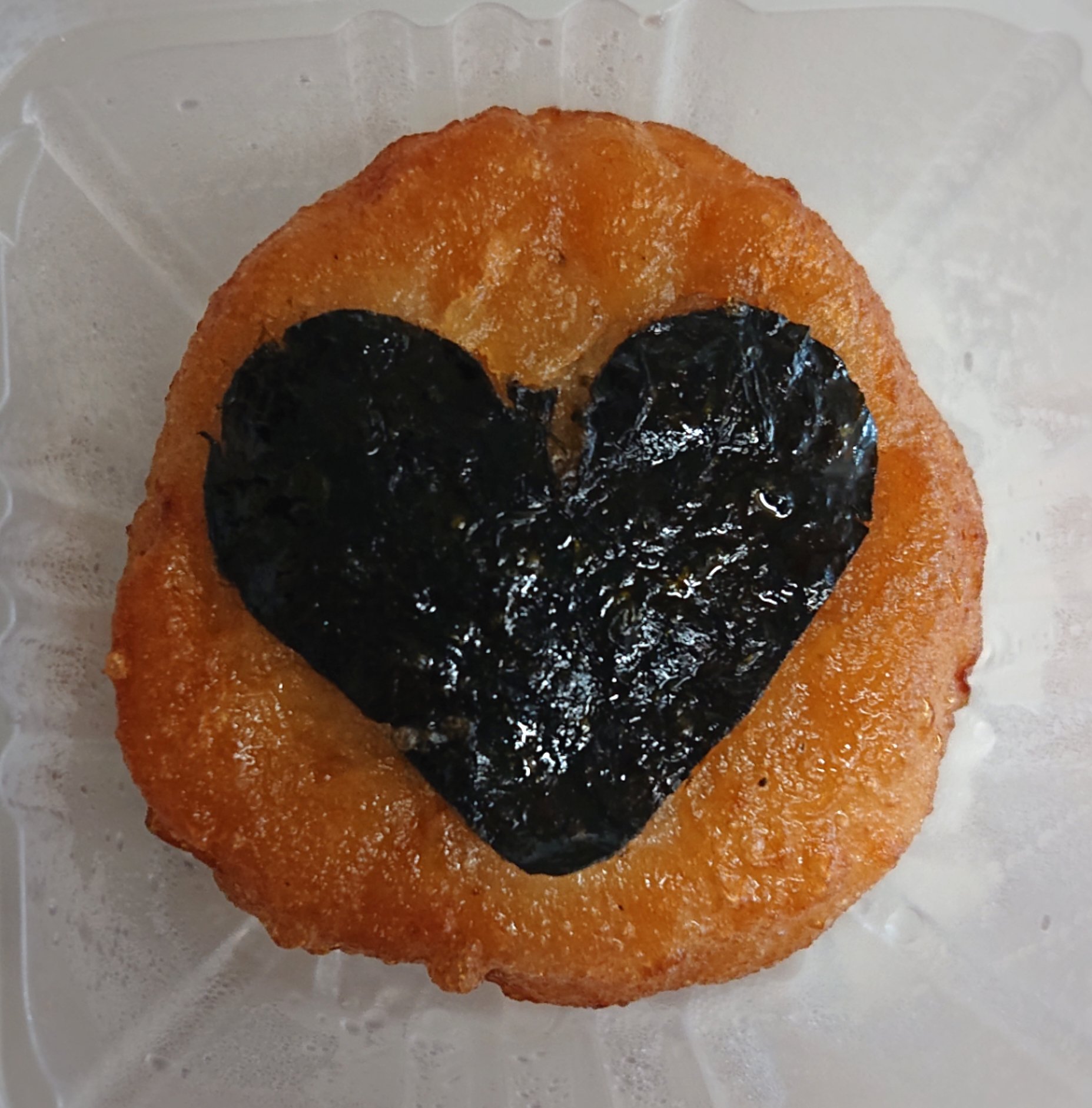Eno Yuji 朝 のりっこチキン のハート型の海苔に当たった 夜はpinoの星形 に当たった 何かいいことごあるといいんだけど ちなみに のりっこチキンのハートは12袋で1個の確率 Pinoの星形は4 8 の出現率で 33箱買って引き当てられる計算 のりっこ