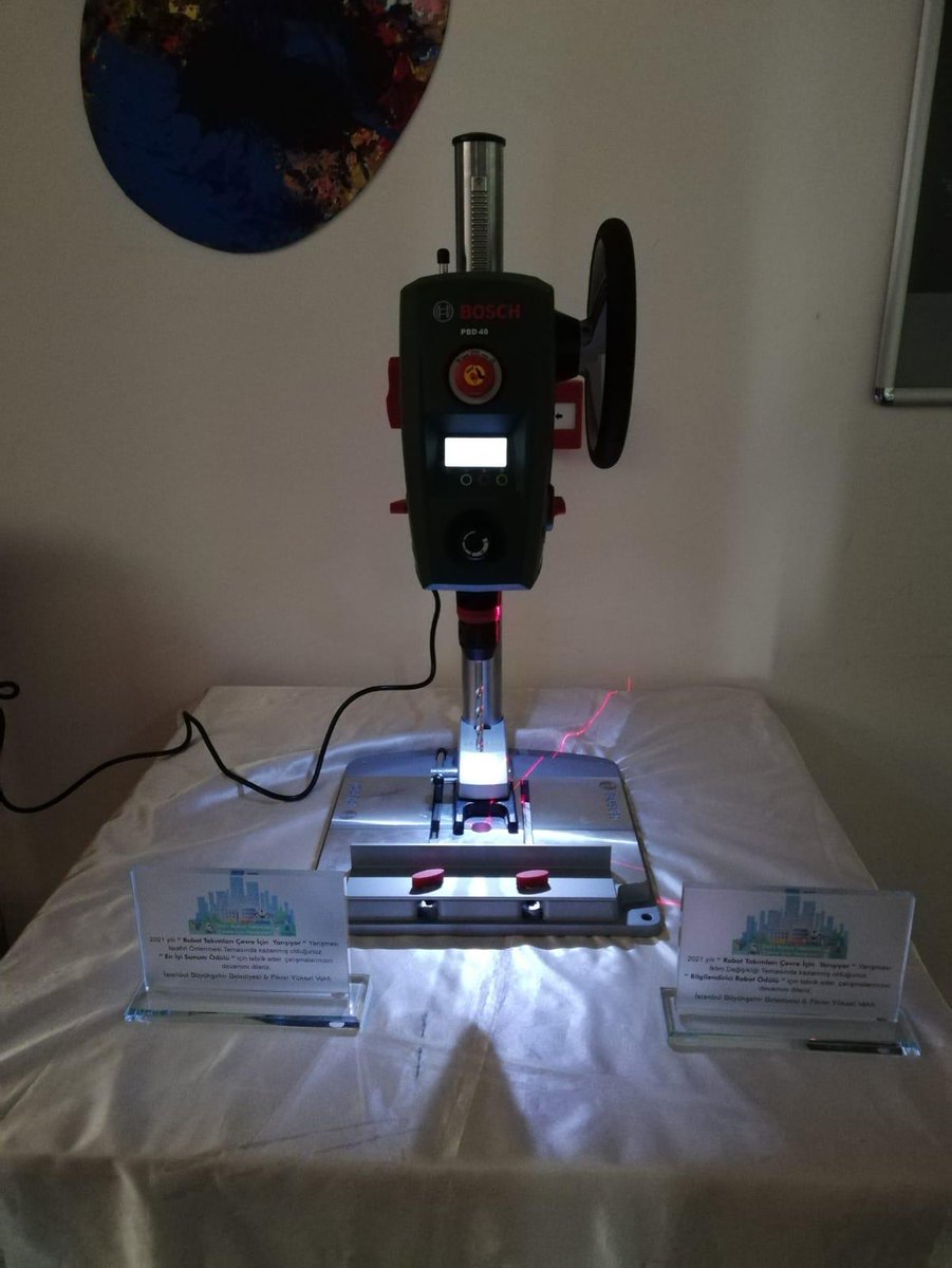 bhcshr_samlise's tweet photo. Bu gurur hepimizin!
İBB ve FRC Fikret Yüksel Vakfınca düzenlenen”Robot Takımları Çevre İçin Yarışıyor”Projesi Kapsamında Katıldığımız Turnuvada“En Bilgilendirici Robot”ve “En İyi Sunum“Ödülü kazandık.Ödülerimiz“Ayaklı Matkap”ve“Robot Motor ve Sürücü Seti”okulumuza teslim edildi. https://t.co/KocRCIPZwF