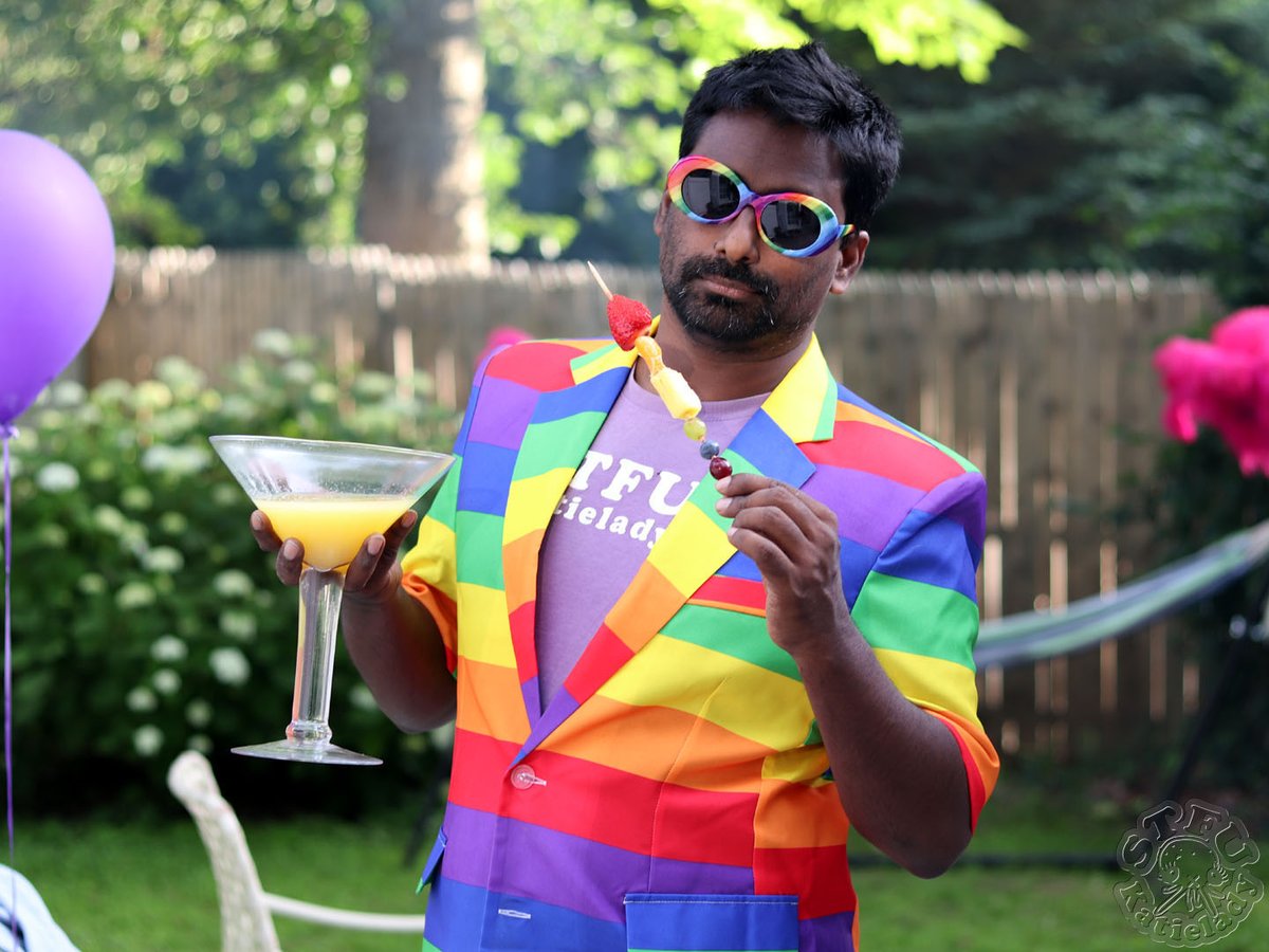 InxplicablBacon's tweet photo. June: *begins
Rainbow Capitalists: https://t.co/85EXinihJF