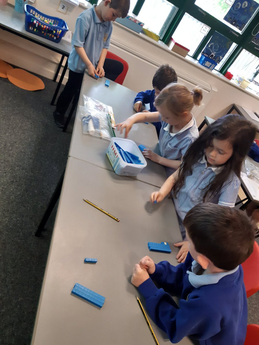 St_Benets's tweet photo. Today, in Maths, we used equipment to help us count in 10s 👍 #yr1maths https://t.co/DUn7jyJbzU