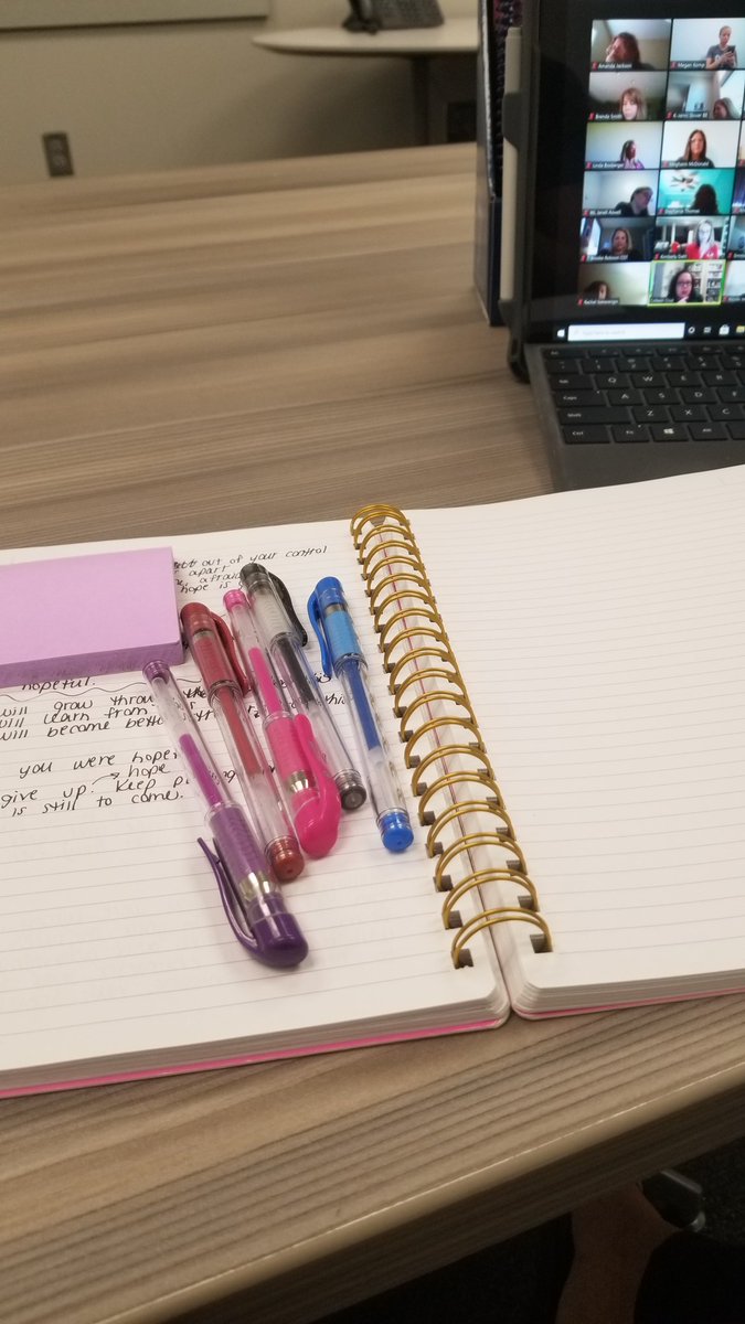 MrsKomp's tweet image. A great morning of learning from @colleen_cruz! I&apos;m excited to up my writer&apos;s workshop game this week! 🙌✏📓 #UnitsofStudy @TCRWP