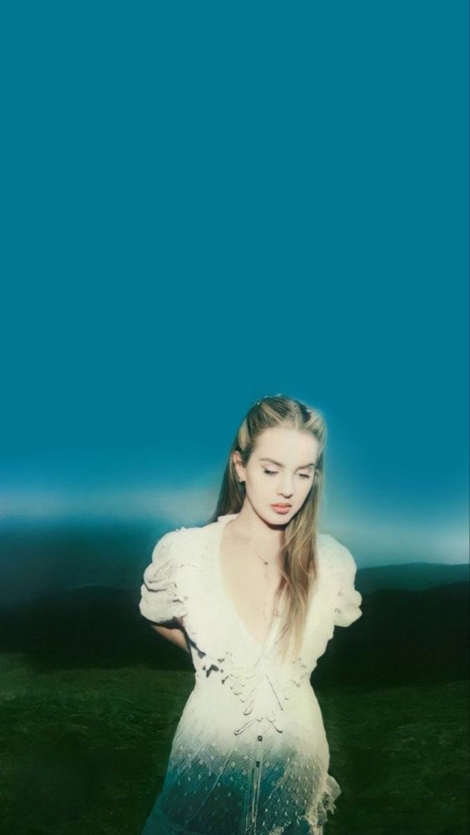 Lana Del Rey World tweet media