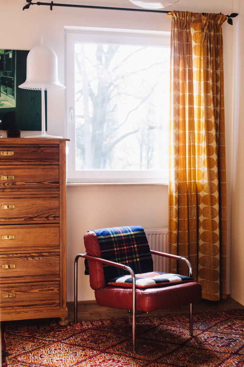 Friends of Friends tweet media