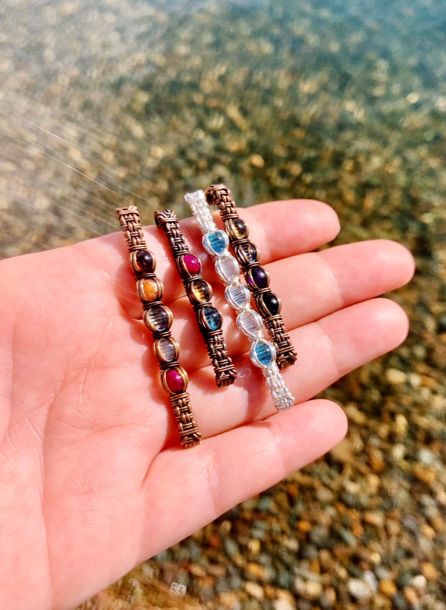 anahatasol's tweet photo. 🌈 giveaway 🌈

one winner will receive a custom pride pendant inspired by the flag of their choice!

• rt &amp; follow me to enter
• tag friends or follow my insta (@/anahata_sol) for extra entries
• ends 6/21

good luck 💫 https://t.co/AA1sdJ7LOd