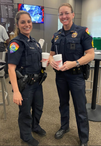 SanfordPolice's tweet photo. Friday, SPD's Community Relations members attended the First Responder BBQ which was sponsored by @onePULSE Foundation held at Camping World Stadium. #bettertogether #onepulsefoundation #Community https://t.co/kFBQWVY0f4