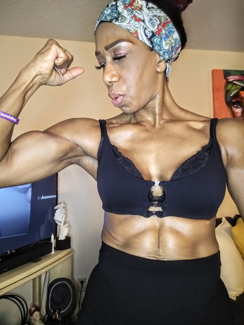 EMResGrandpa's tweet photo. Please vote for my mother in law for Ms. Health and Fitness.  She's kicking ass at 61.

https://t.co/naIxxoalM3 https://t.co/oA1GWAO7UP