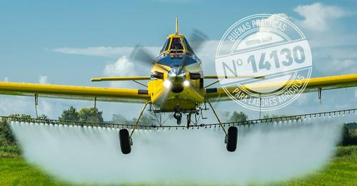 CAPBAOficial's tweet photo. Visitá nuestra página web y enterate de todos los detalles de la Norma IRAM 14130-3 para la aplicación aérea de fitosanitarios.
Siete de nuestras socias ya están certificadas.
#IRAM14130 @Syngenta_ar
https://t.co/xYO22TZvgI https://t.co/cXHhqk6fg6