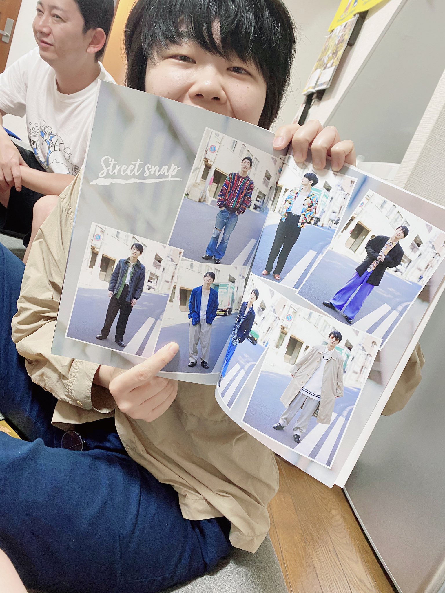 納言 すすきみゆき 安部のプライベート制作実費写真集貰った プライベートだから 宛名も本名で書かれた アミはコレが好きだって T Co I8lziuxvri Twitter