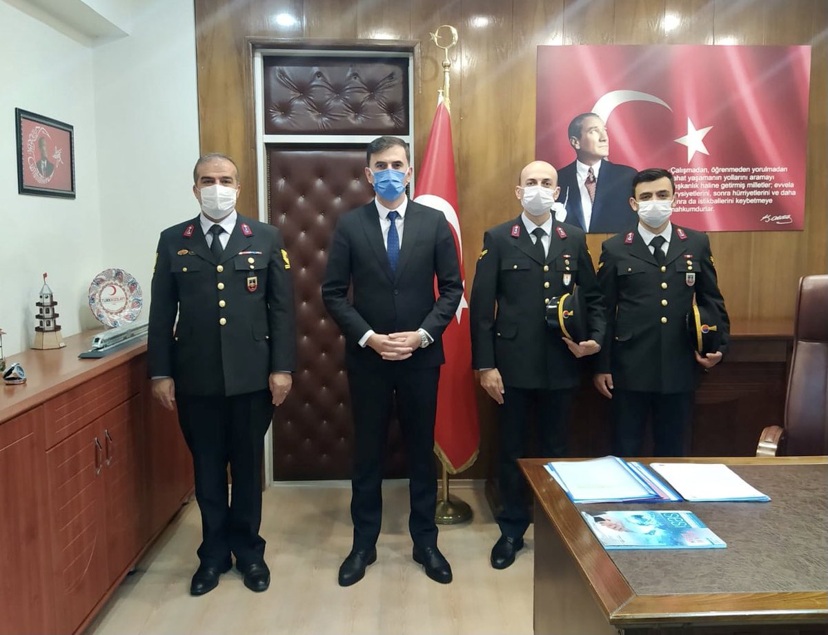 Jandarma Teşkilatının 182. Kuruluş Yıl Dönümü münasebetiyle Kaymakamımız Sayın Levent KÜÇÜK, İlçe Jandarma Komutanı J.Astsb.Kd.Bçvş. Mustafa KARADAŞ ve beraberindekileri makamında kabul etti.