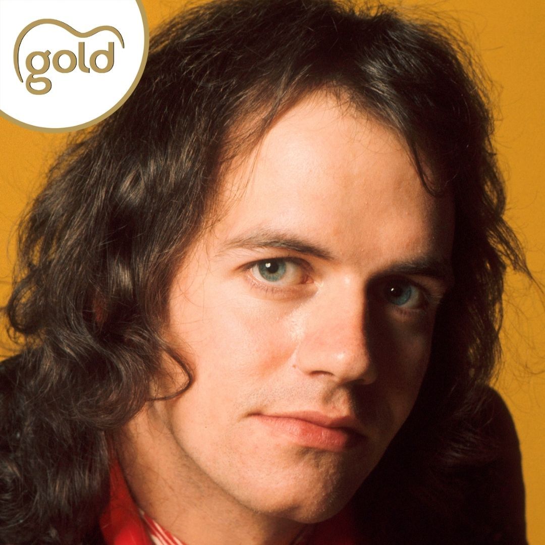 Slade\s Jim Lea turns 72 today! Happy birthday. 