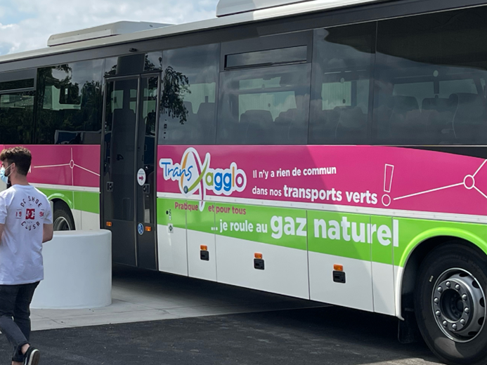 🌿Le 7 juin dernier à #Manosque a été inaugurée la nouvelle station publique #GNV / #BioGNV de DURANCE LUBERON VERDON AGGLOMERATION gérée par <a href="/Proviridis/">Proviridis</a> 

🚌 11 bus du réseau #TransAgglo, exploité par <a href="/transdevFR/">Transdev France</a>, fonctionnent désormais au GNV et au BioGNV.

#energy #mobilite
